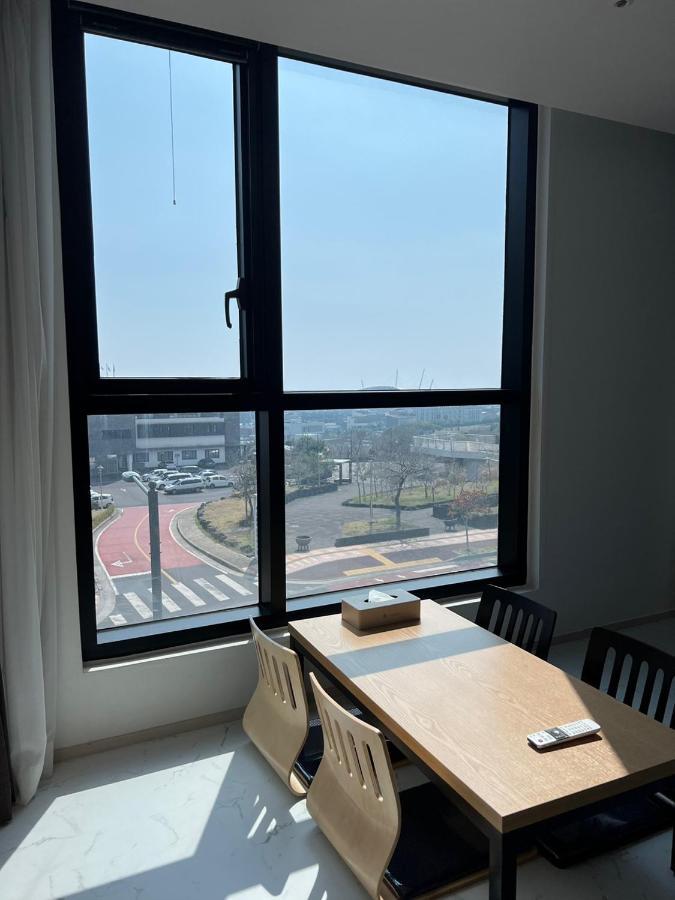 Jeju Pureun Hotel Согвипхо Экстерьер фото