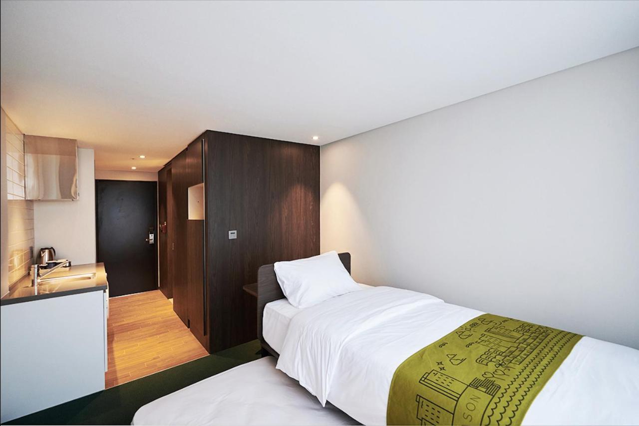 Jeju Pureun Hotel Согвипхо Экстерьер фото