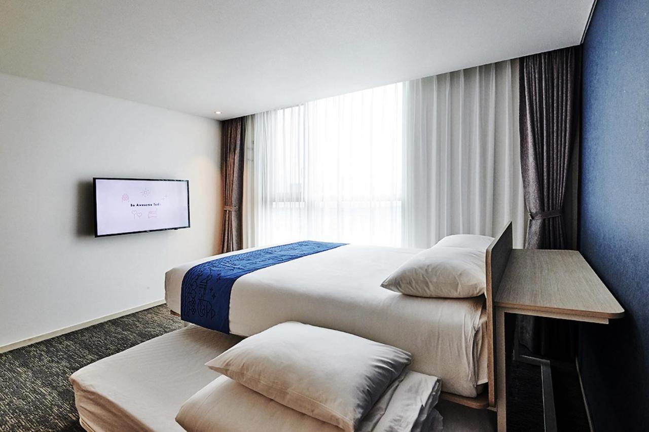 Jeju Pureun Hotel Согвипхо Экстерьер фото